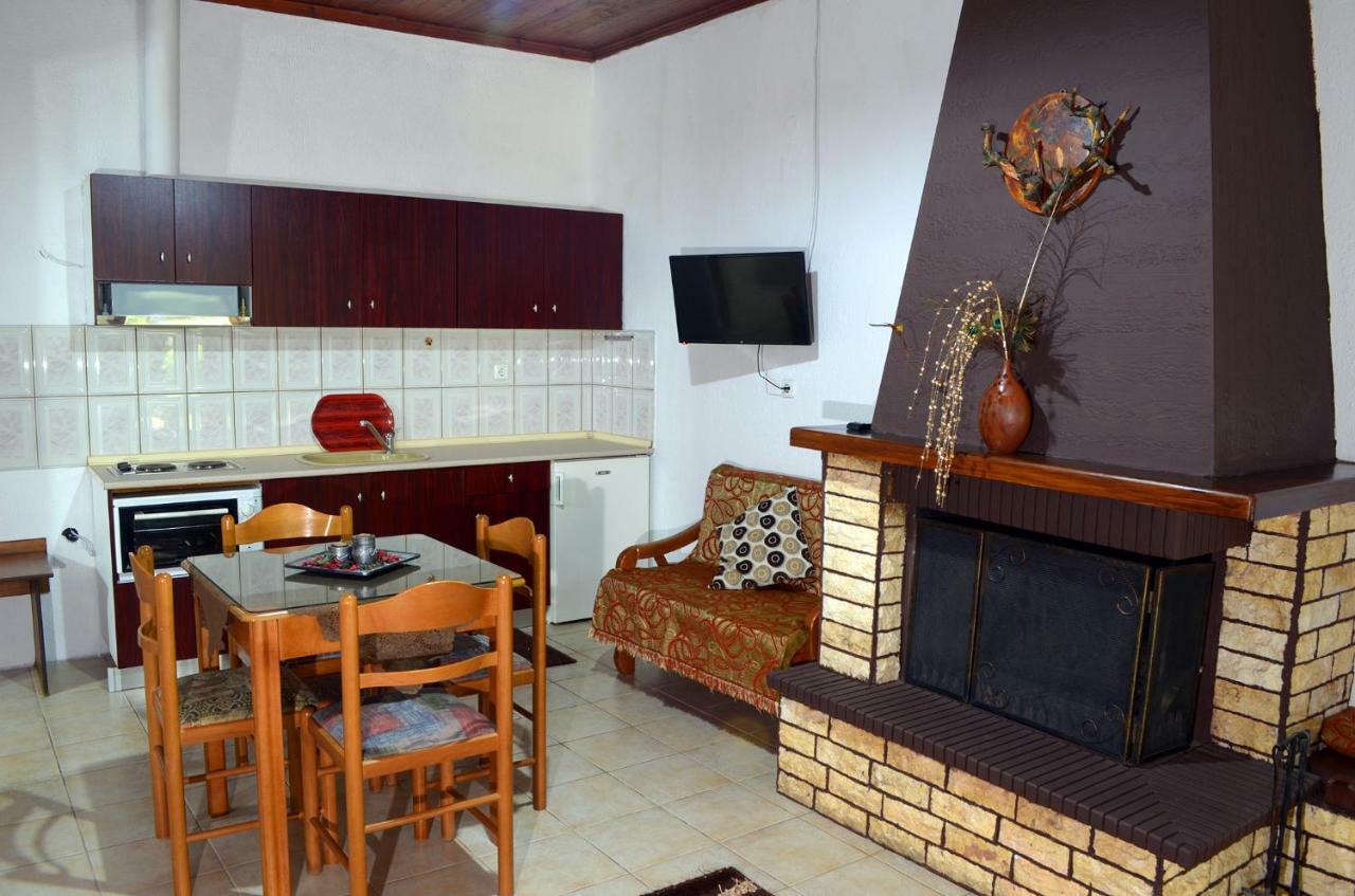 Apartament Galini Káto Loutrákion Zewnętrze zdjęcie